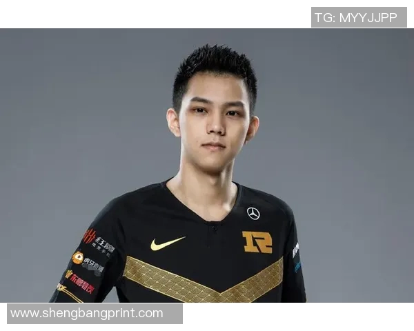 FPX在冠军杯积分榜中以71分稳居第一位置引领全场竞争 FPX在冠军杯积分榜中以71分稳居第一位置引领全场竞争