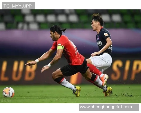 重庆足球队实力之争引发热议球迷观点各异谁能说服对方 重庆足球队实力之争引发热议球迷观点各异谁能说服对方