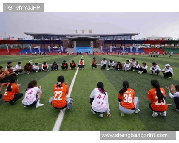 深圳飞盘队如何引领运动潮流实现节奏革新与团队协作新模式